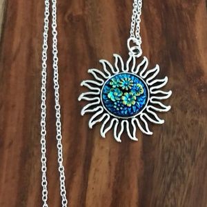 Boho Chic Blue Floral Sun Necklace